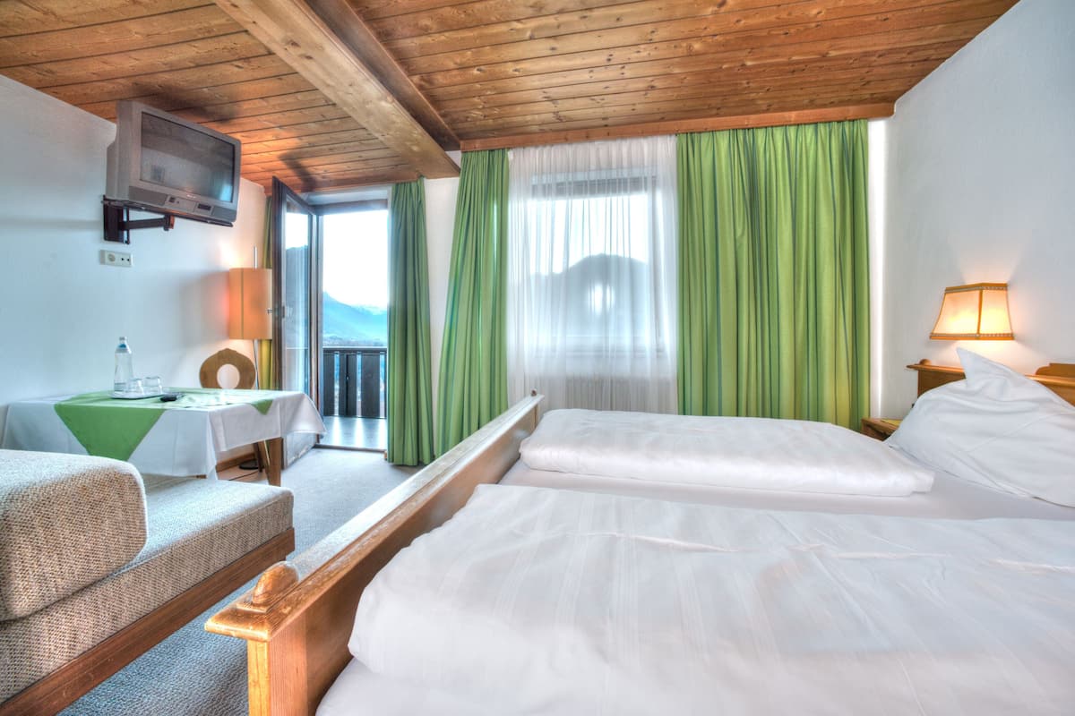 double room, balcony, mountain view | premium bedding, desk, free wifi, bed sheets