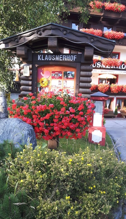 加尼克勞斯奈霍夫飯店