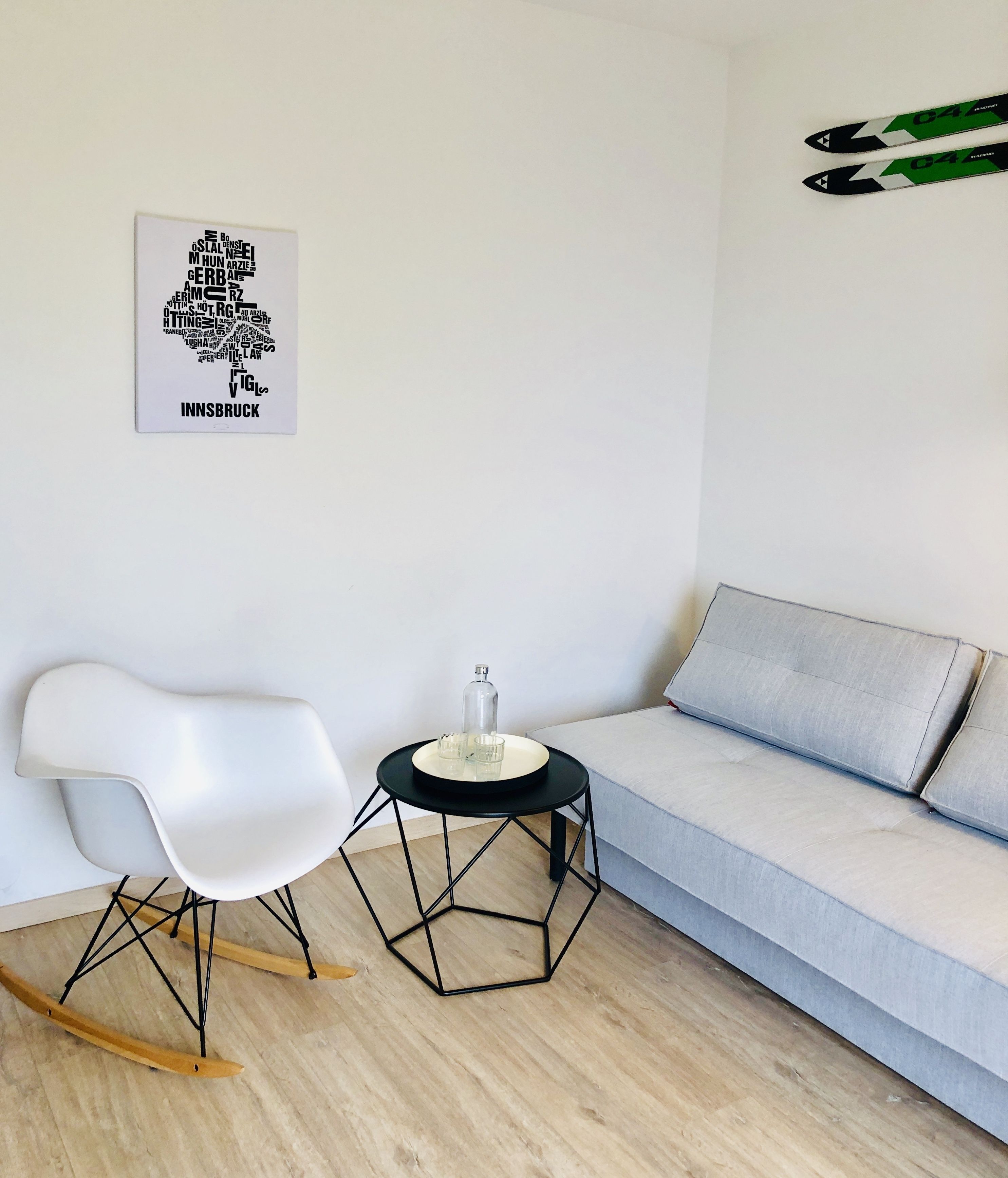 superior double room | 1 bedroom, individually furnished, blackout curtains, iron/ironing board