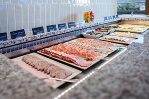 Frokostbuffé er inkludert hver dag