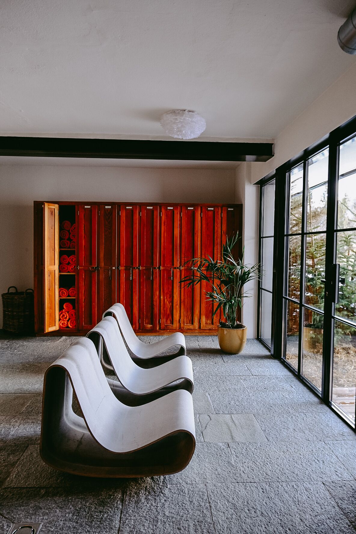 sports massages, 1 treatment room, massages