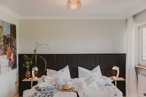 Superior Double Room, Balcony, Mountain View | 1 bedroom, in-room safe, desk, soundproofing