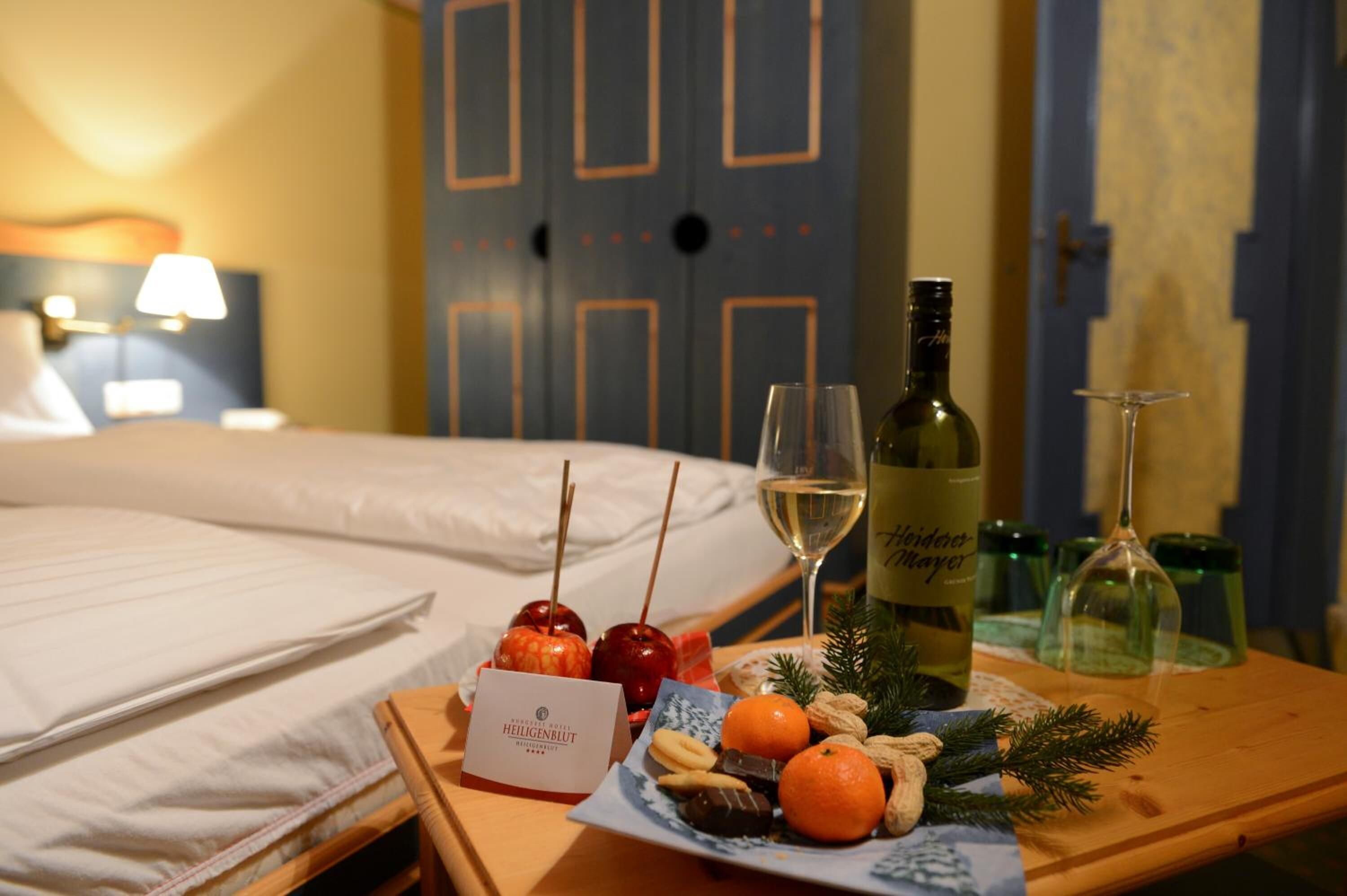 hypo-allergenic bedding, in-room safe, desk, iron/ironing board