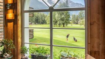 Hot stone massages, deep-tissue massages, Swedish massages