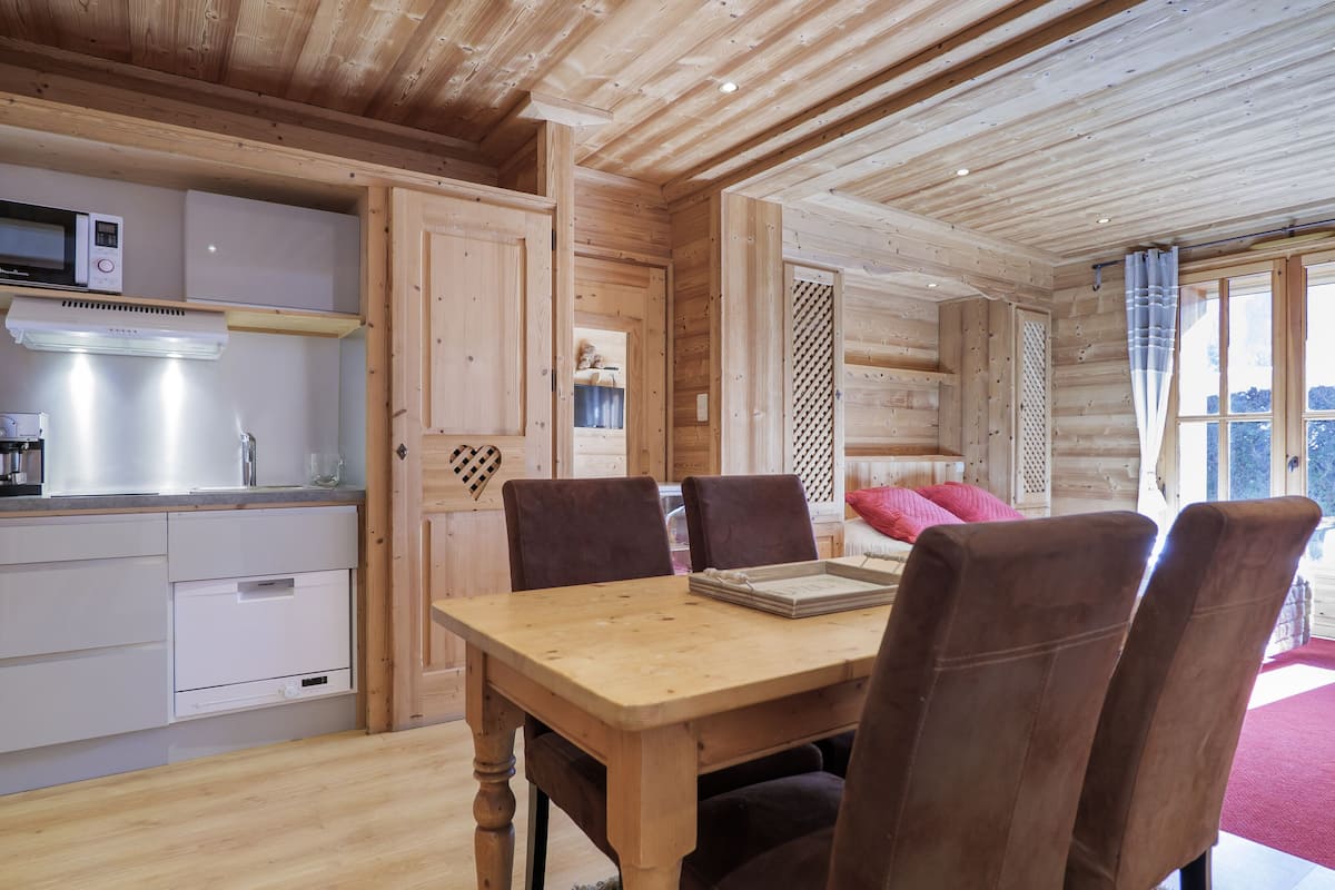 Classic Studio, 1 Queen Bed, Terrace | Private kitchen