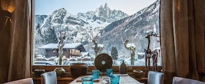 Frühstück, Mittagessen, Abendessen, lokale Küche