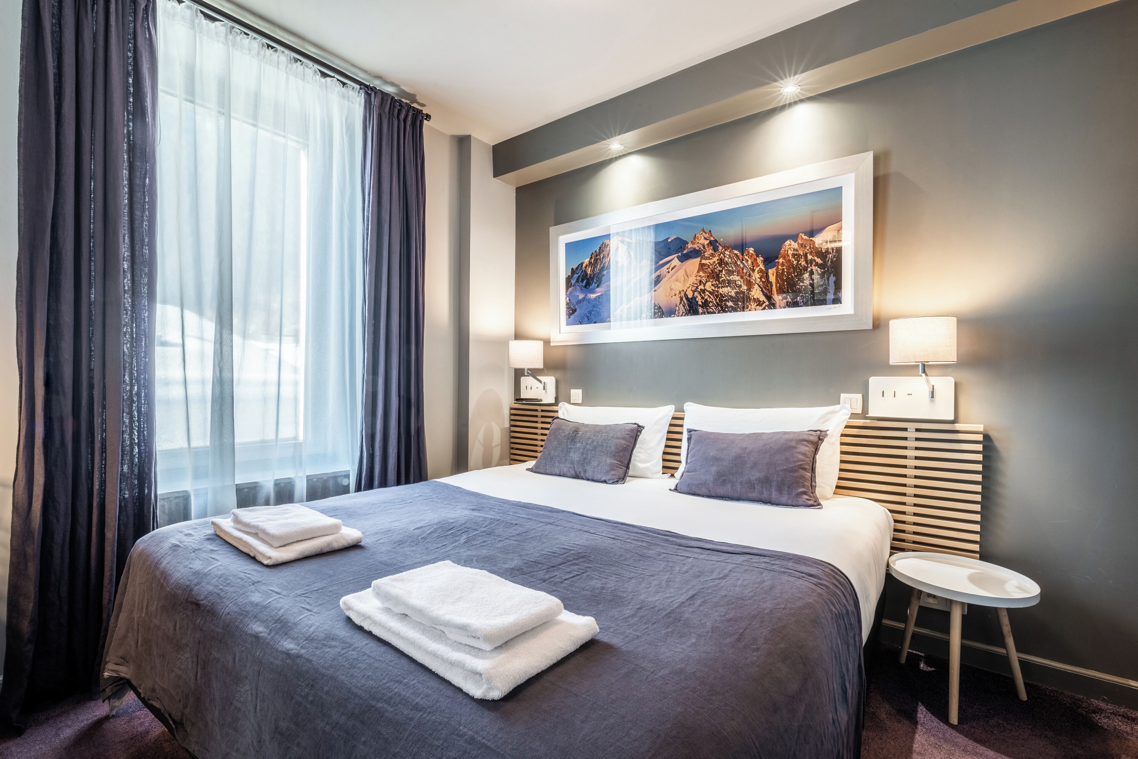 Economy Double Room | In-room safe, desk, soundproofing, free WiFi