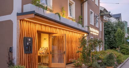 Das GrĂŒne Hotel zur Post