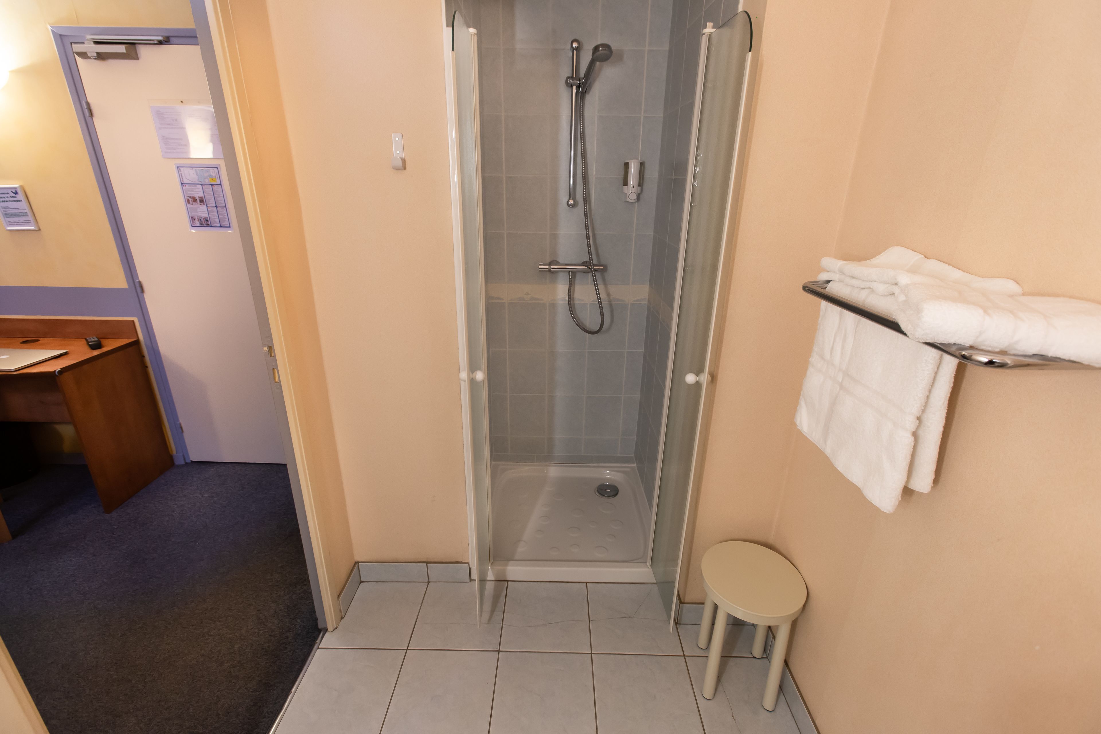 ground floor small room (air conditioning) | bathroom | hair dryer, towels