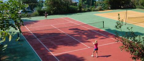 Tennisbane