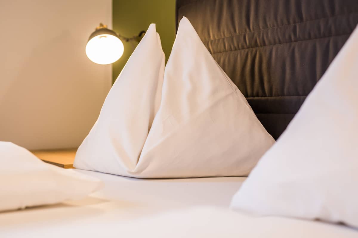 Wifi gratis y ropa de cama