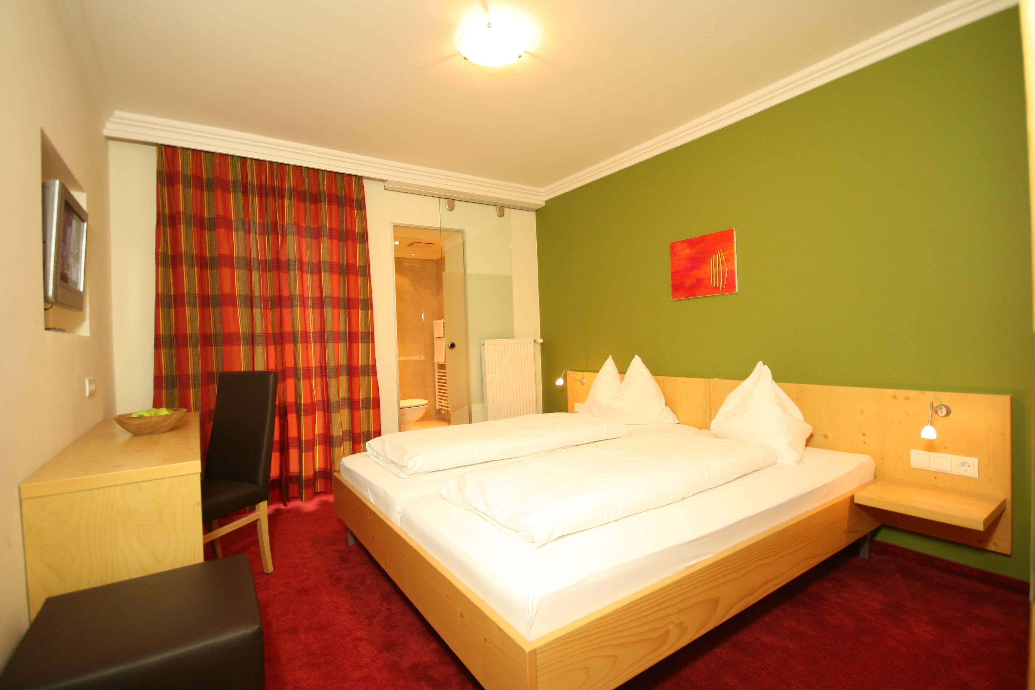 Standard Double Room, Balcony | WiFi (free), bed sheets
