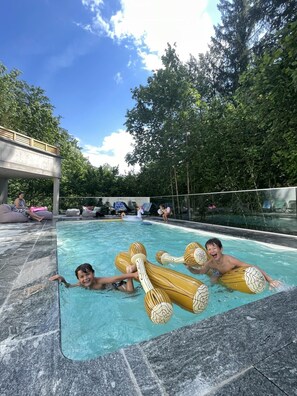 Alberca al aire libre