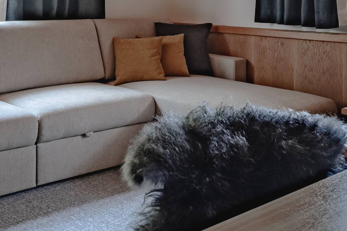 Hypo-allergenic bedding, free WiFi, bed sheets