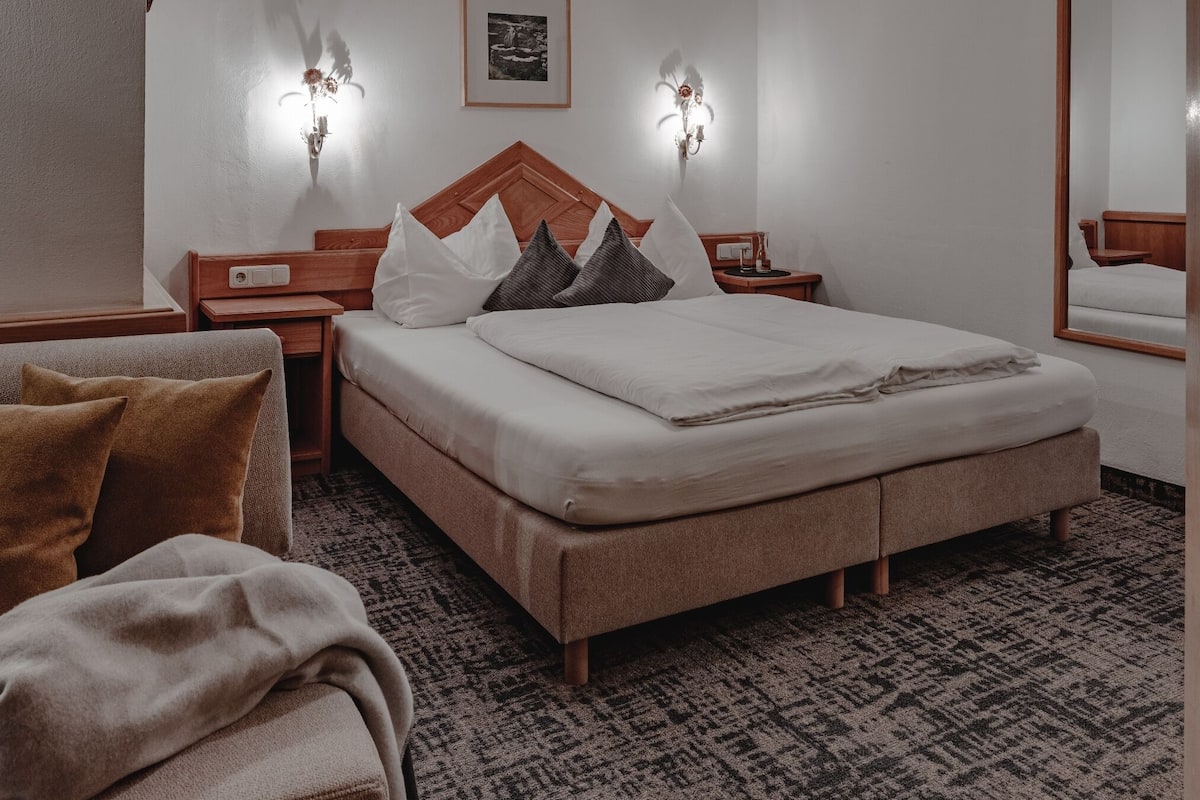 Family Apartment, Balcony (Birke) | 2 bedrooms, hypo-allergenic bedding, free WiFi, bed sheets