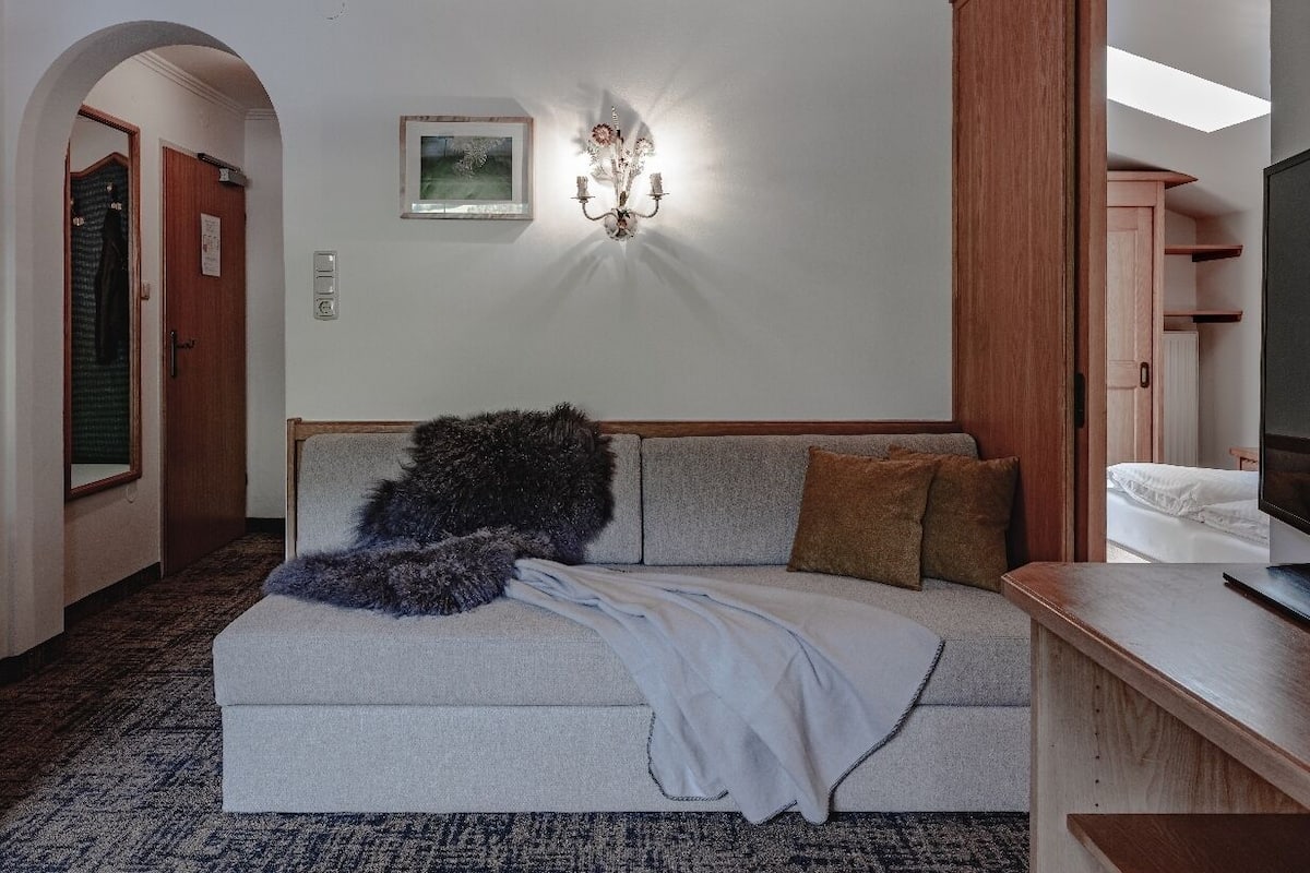 Family Apartment, Kitchenette, Mountain View (Linde) | 2 bedrooms, hypo-allergenic bedding, free WiFi, bed sheets