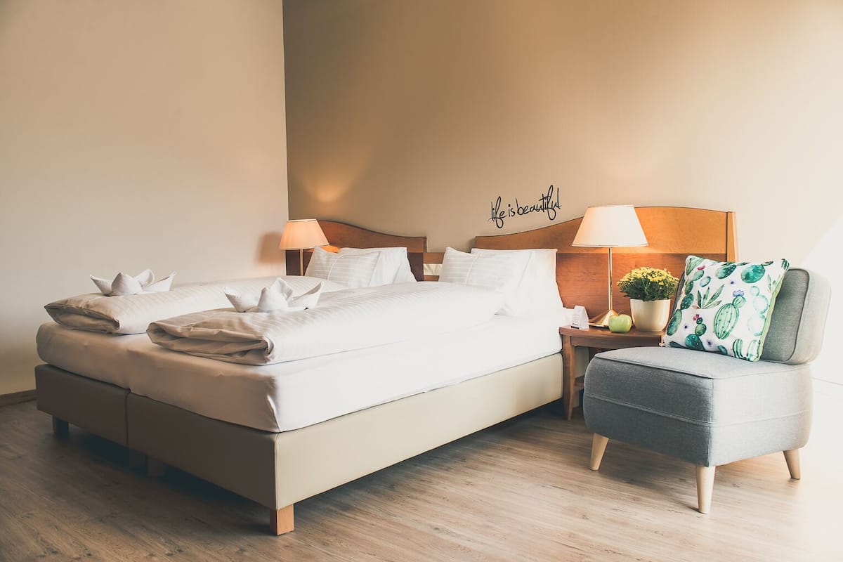 1 habitación y ropa de cama hipoalergénica