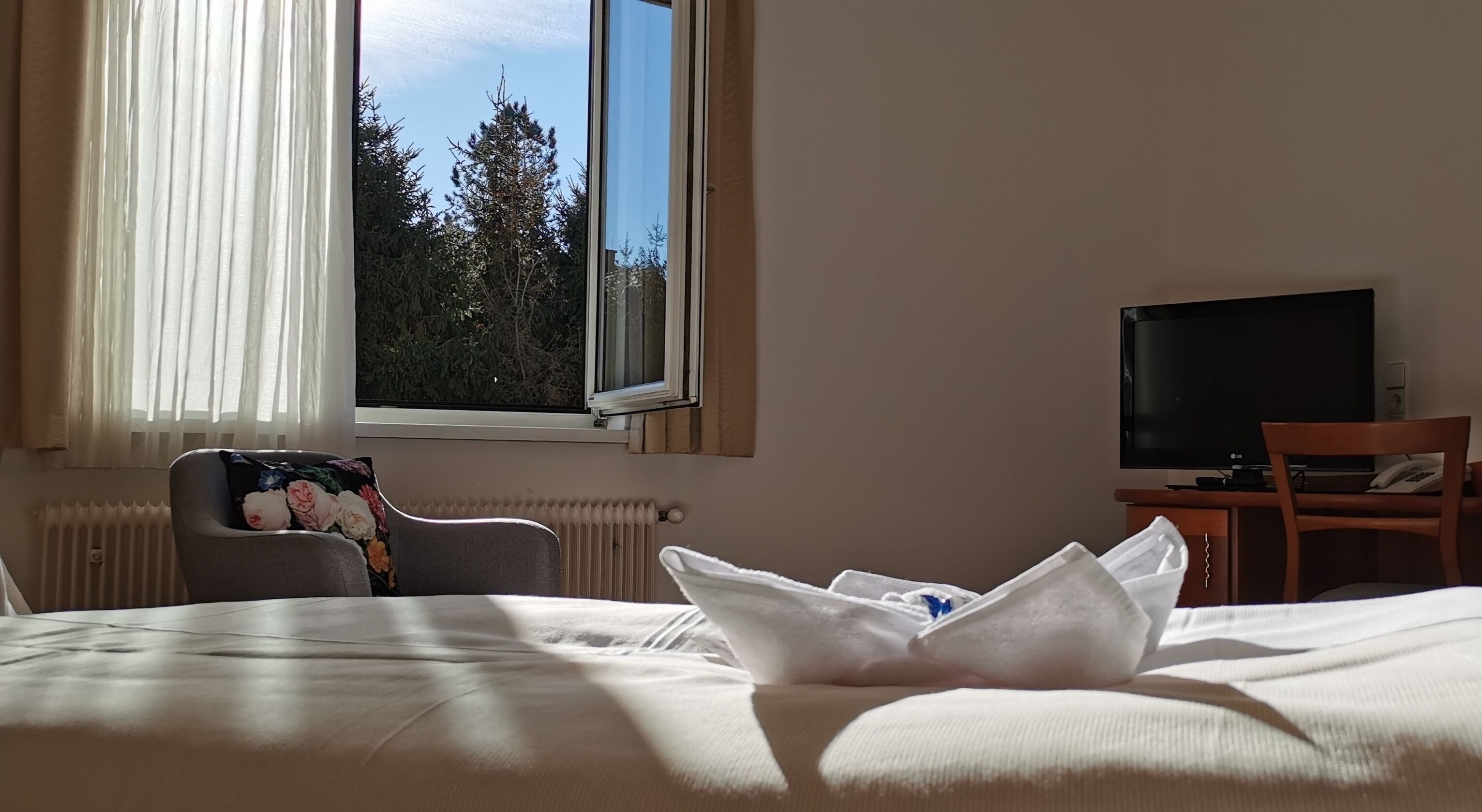 1 bedroom, hypo-allergenic bedding, in-room safe, desk