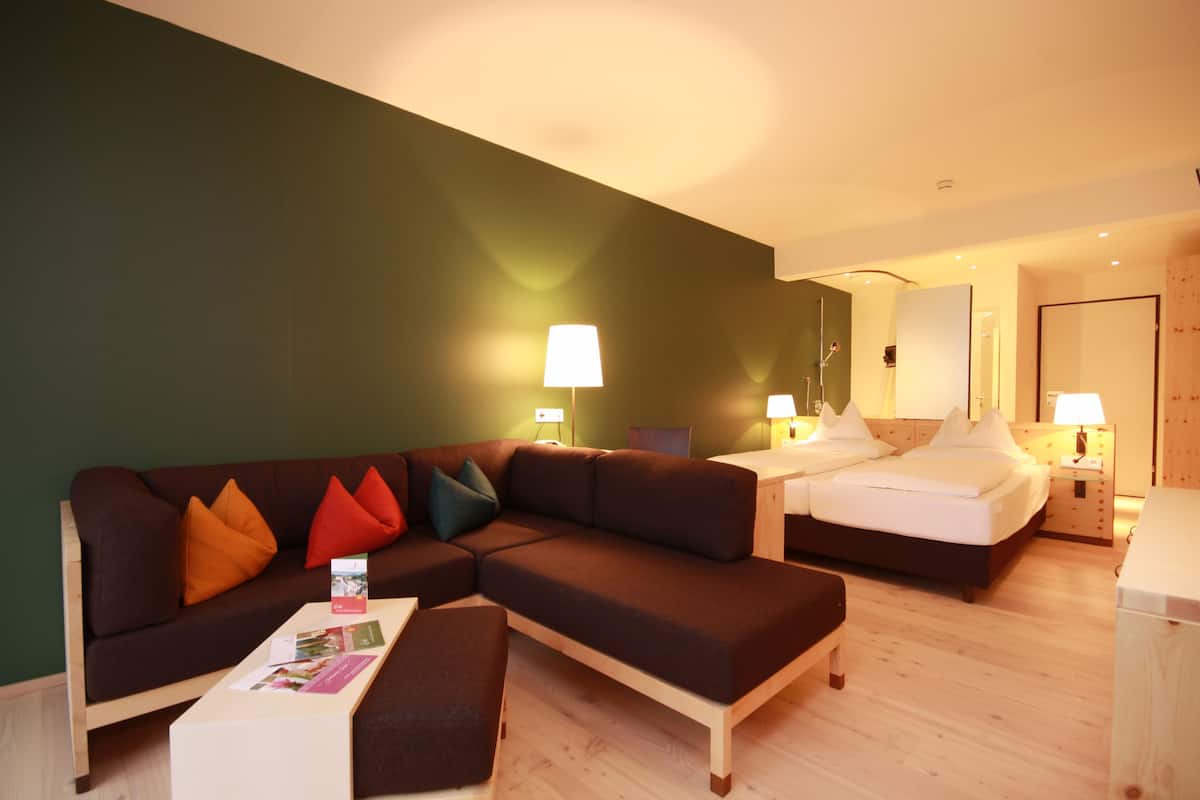 Exclusieve tweepersoonskamer, balkon | Hypoallergeen beddengoed, pillowtop-bedden, een minibar