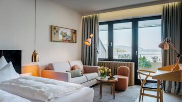 Literie de qualité supérieure, couette en duvet d'oie, minibar