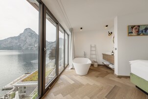 Bañera profunda