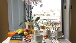 فطور أوروبي مجانًا يوميًا