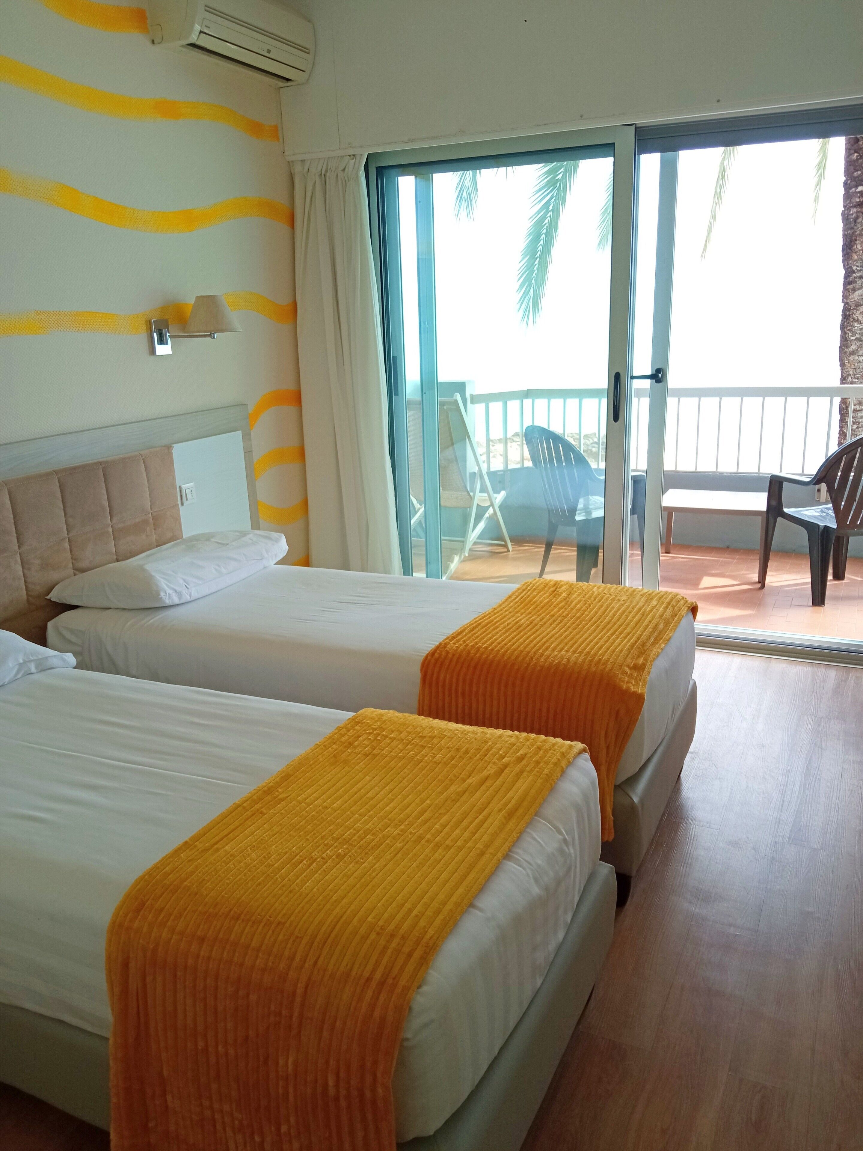 Foto - Hôtel Le Dauphin