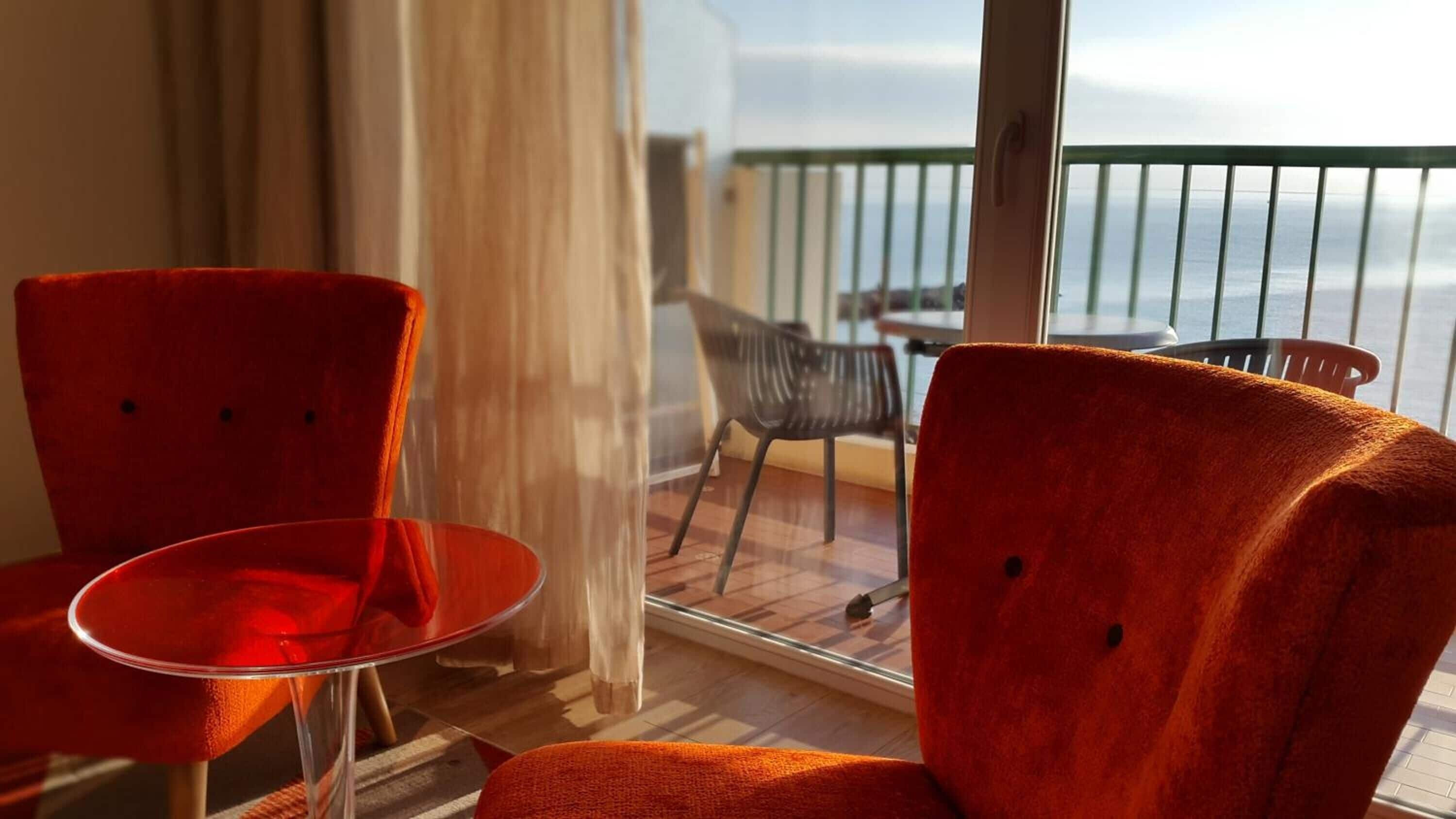 double or twin room, sea view | minibar, in-room safe, desk, soundproofing