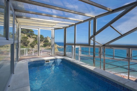 Indoor pool, seasonal outdoor pool, open 9 AM to 7:00 PM, pool umbrellas. Hotel Rosamar Maxim - Adults Only +21