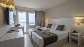 Double or Twin Room, Balcony, Sea View | Down comforters, in-room safe, desk, blackout drapes