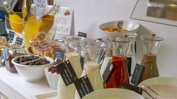 Daily buffet breakfast (EUR 15 per person)