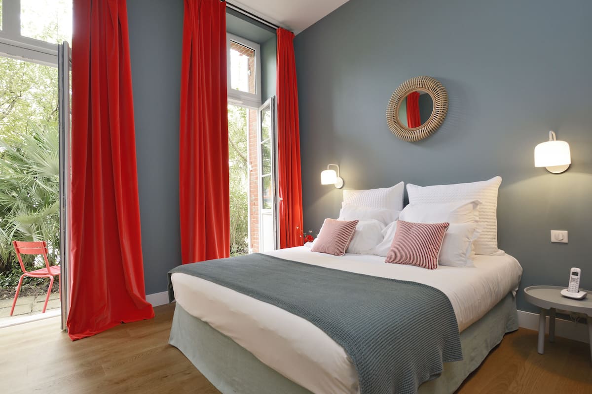 Luxe beddengoed, individueel gedecoreerd, individueel gemeubileerd