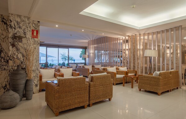 Interior - Canyelles Platja (Roses)