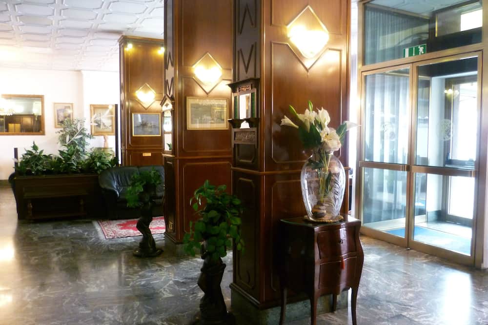 Hotel Minerva