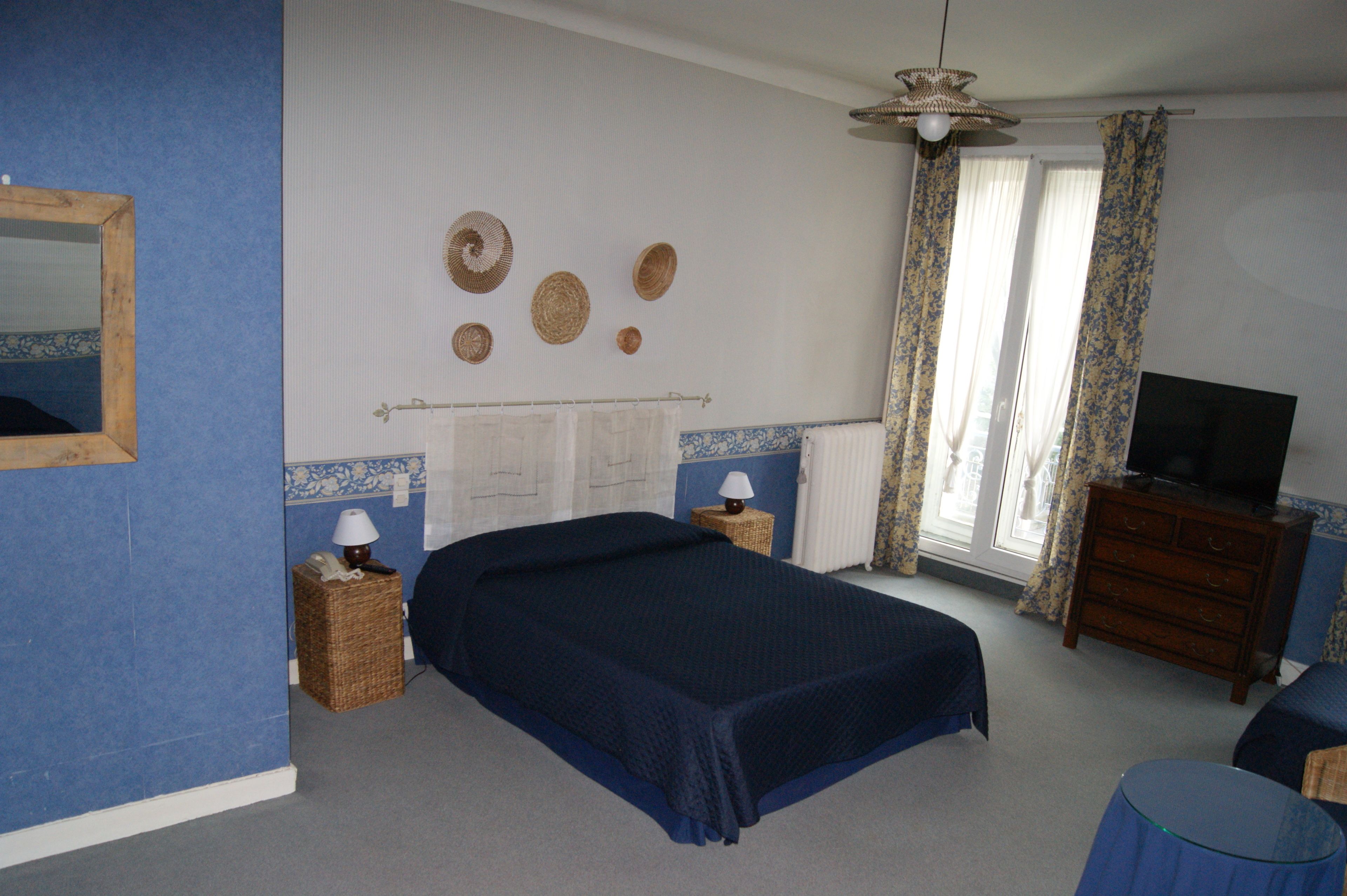 double room | 1 bedroom, desk, soundproofing, free wifi