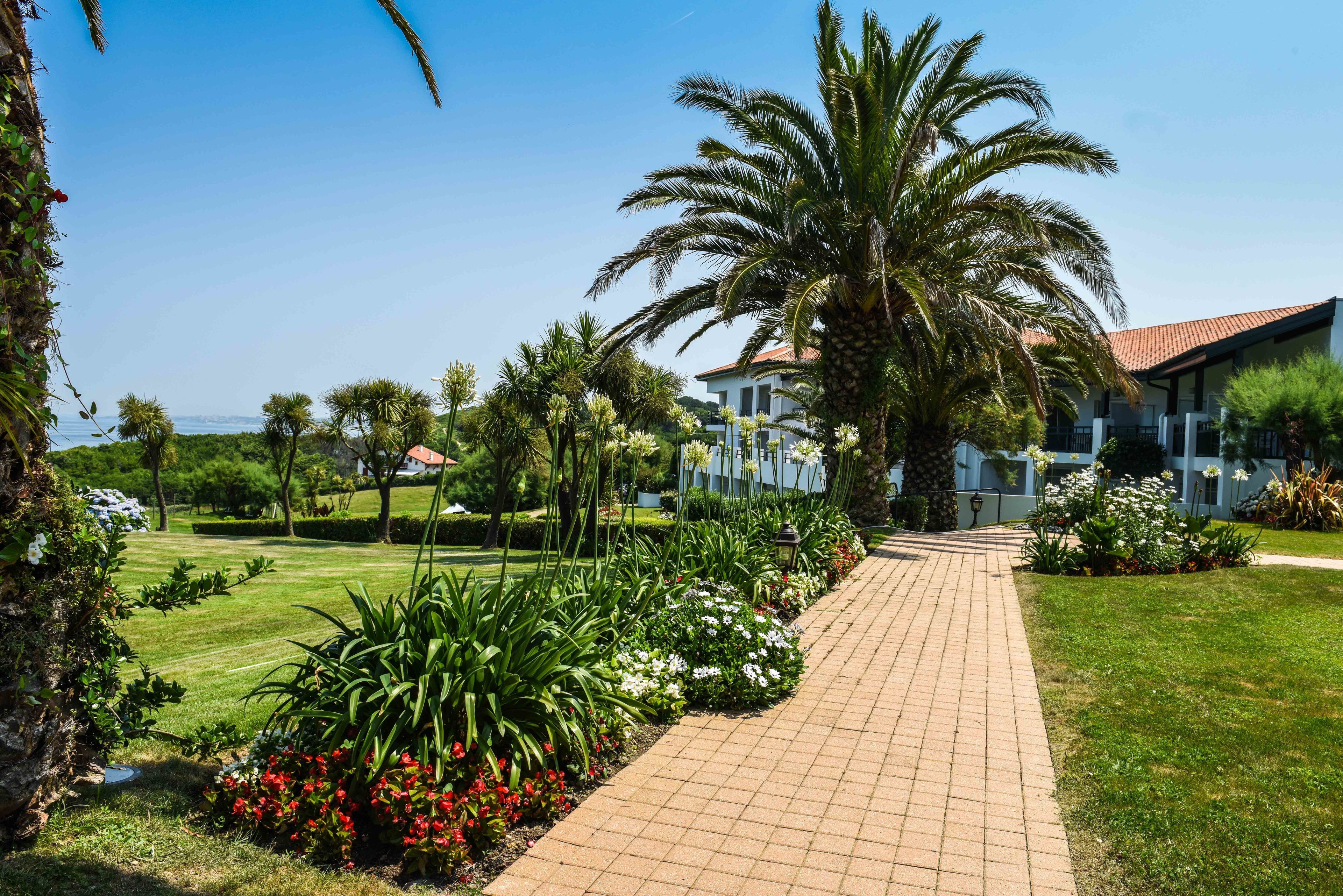 Pemandangan dari hartanah