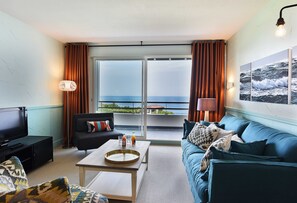 Prestige Apartement for 6 people | Living room | LED TV