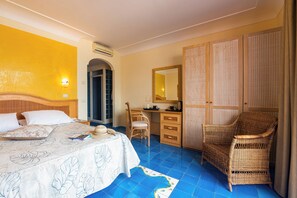 Chambre Deluxe double | 1 chambre, bureau, literie fournie