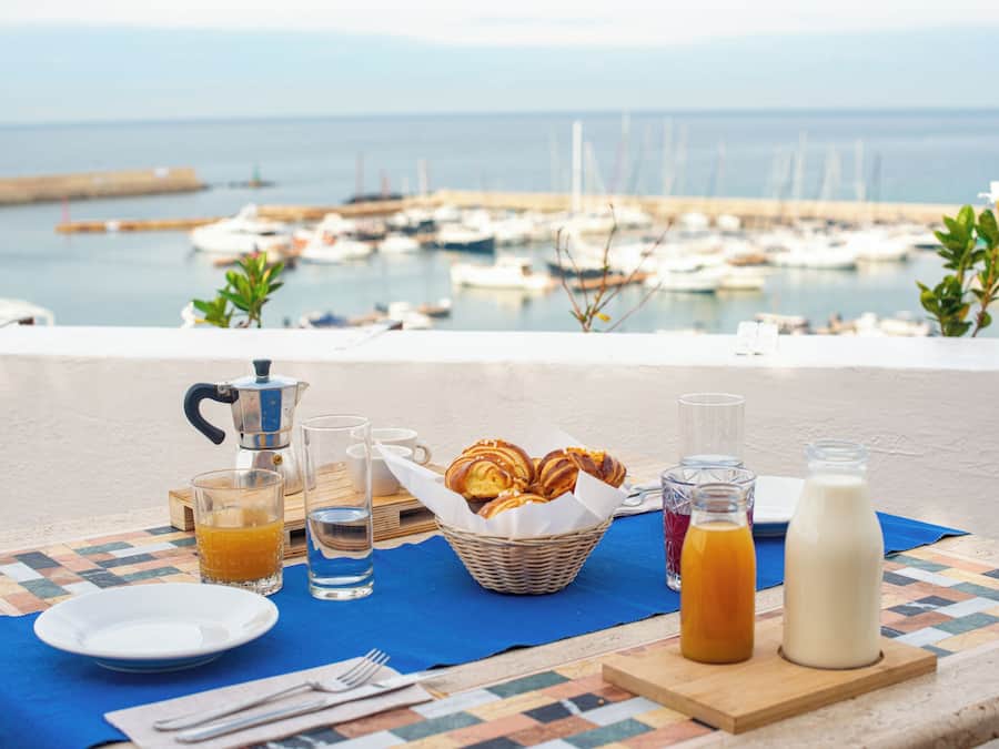 Se sirven desayunos y cenas