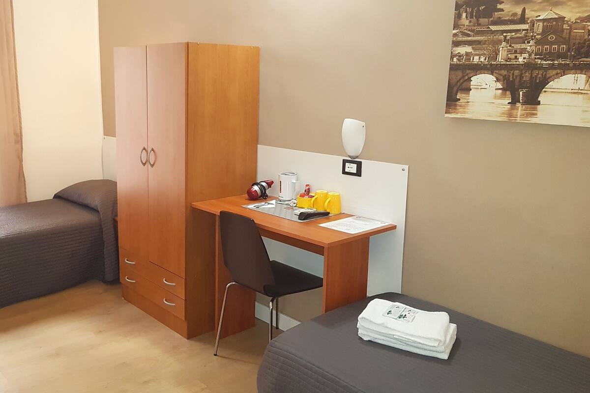 Classic Twin Room, 2 Twin Beds, Ensuite | Down comforters, in-room safe, desk, iron/ironing board (on request)