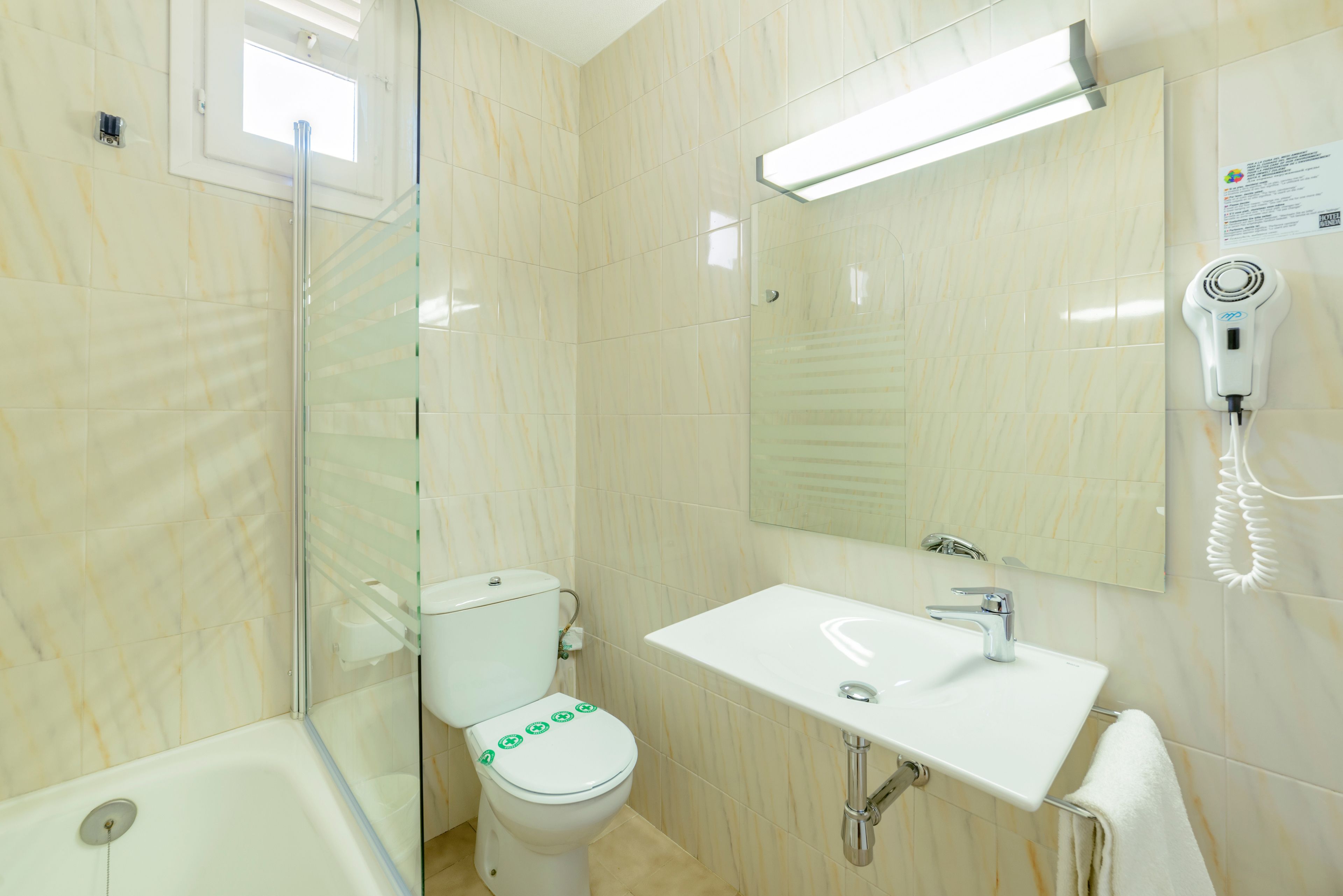 double room | bathroom | bathtub, free toiletries, hair dryer, towels