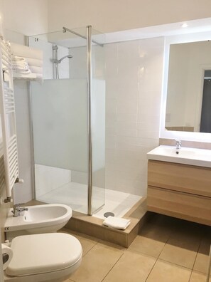 Bathroom - Antica Locanda Palmieri (Rome)