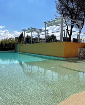 Outdoor pool - Antica Locanda Palmieri (Rome)