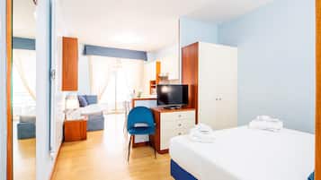 In-room safe, iron/ironing board, free WiFi, bed sheets