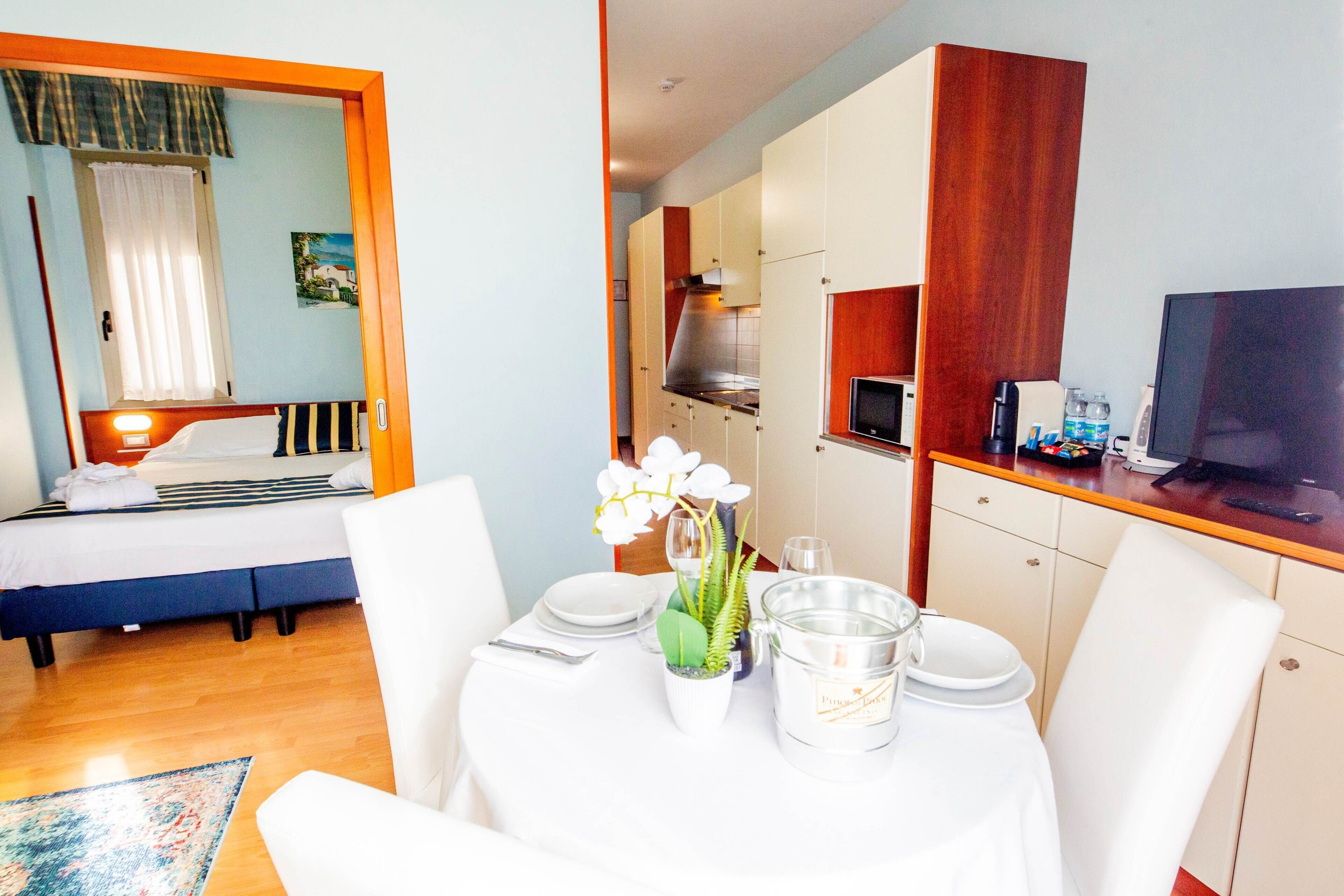 Panoramic Double or Twin Room, Kitchenette, Sea View | Private kitchen | Full-sized fridge, microwave, stovetop, espresso maker
