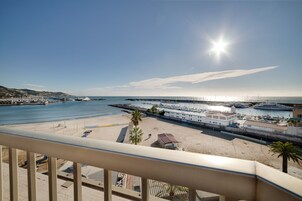 En la playa, toallas de playa