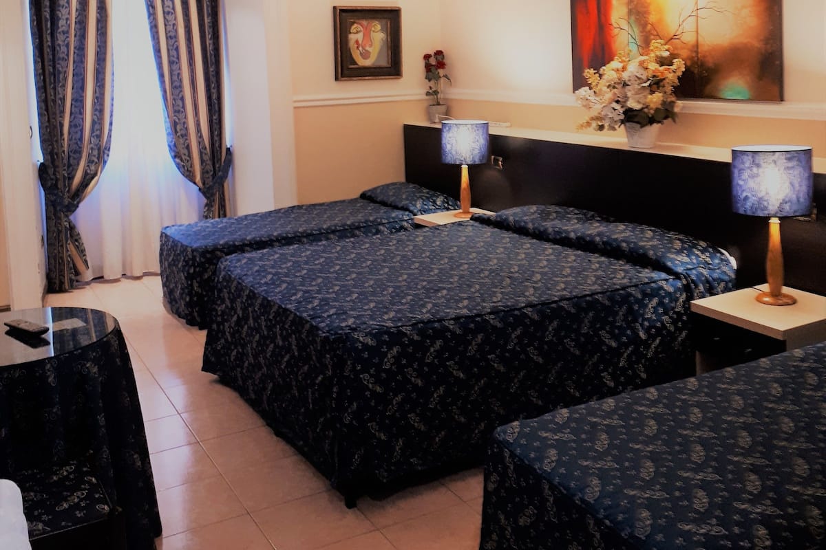 Quadruple Room | Desk, blackout drapes, soundproofing, cribs (surcharge)