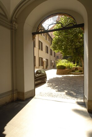 Entrée de l’hébergement