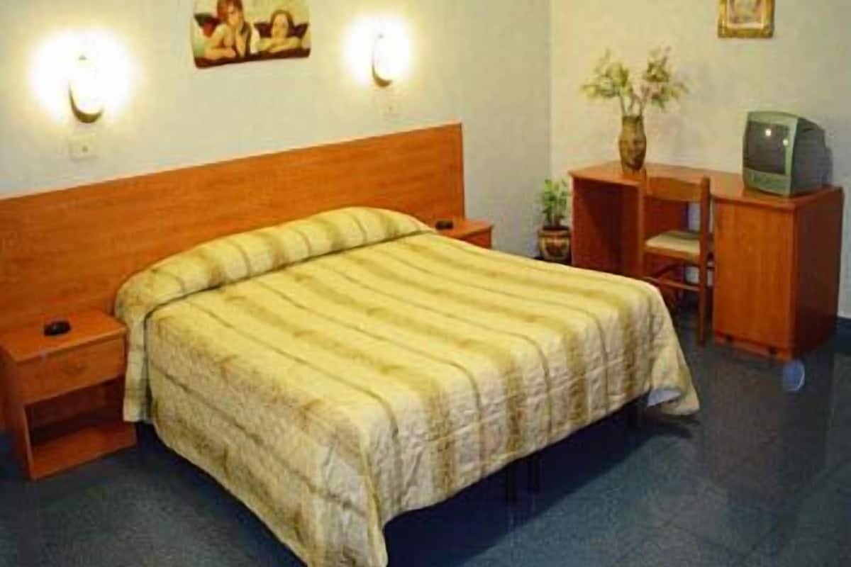 Kamer, 1 twee- of 2 eenpersoonsbedden | Een strijkplank/strijkijzer, gratis wifi