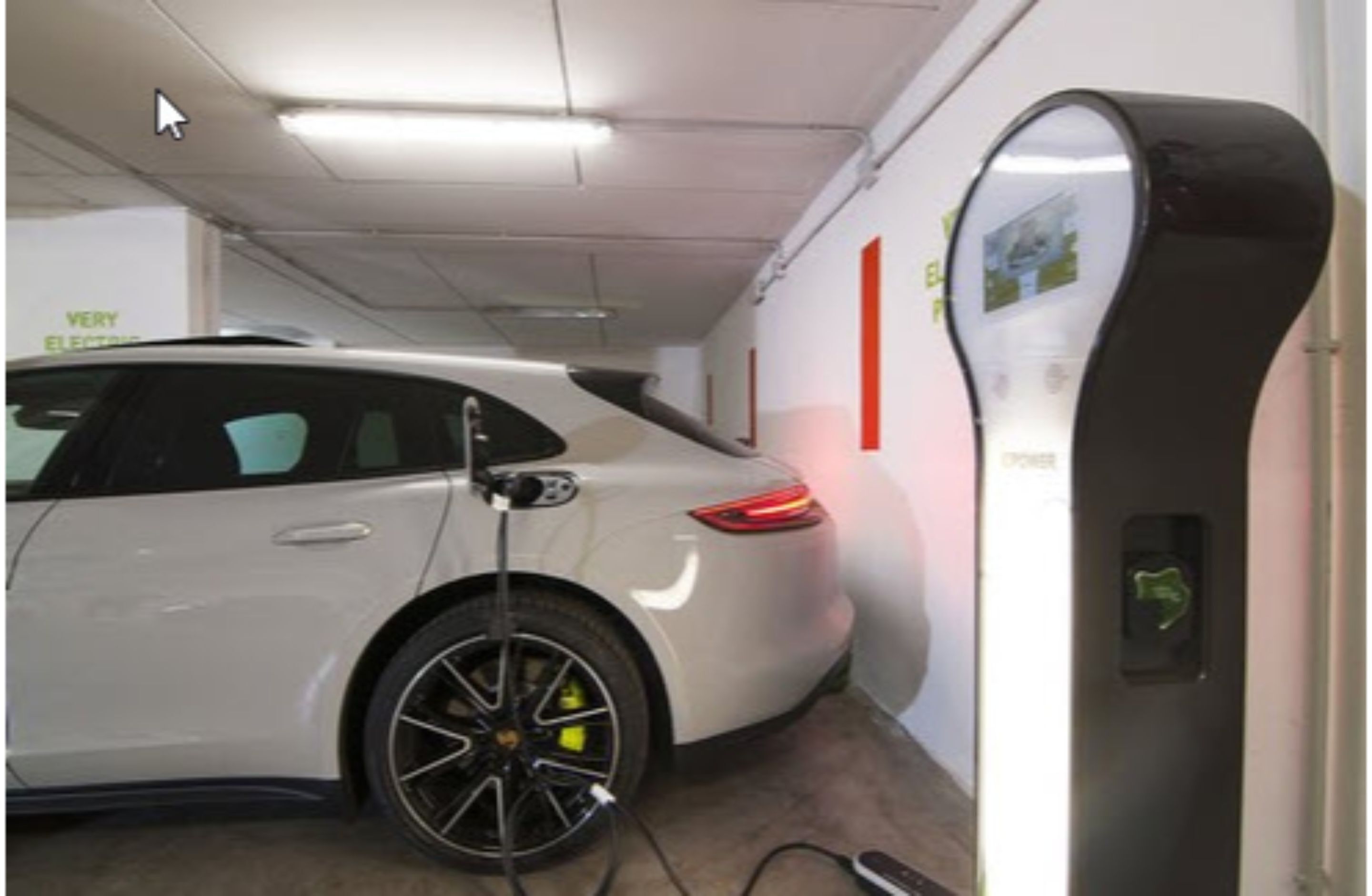 self-parking (surcharge) 10 per day